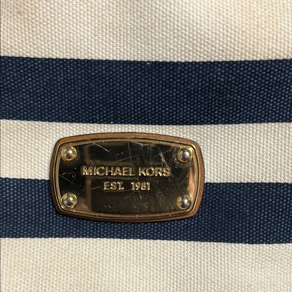 Michael Kors Navy and Cream Tote - Picture 2 of 12